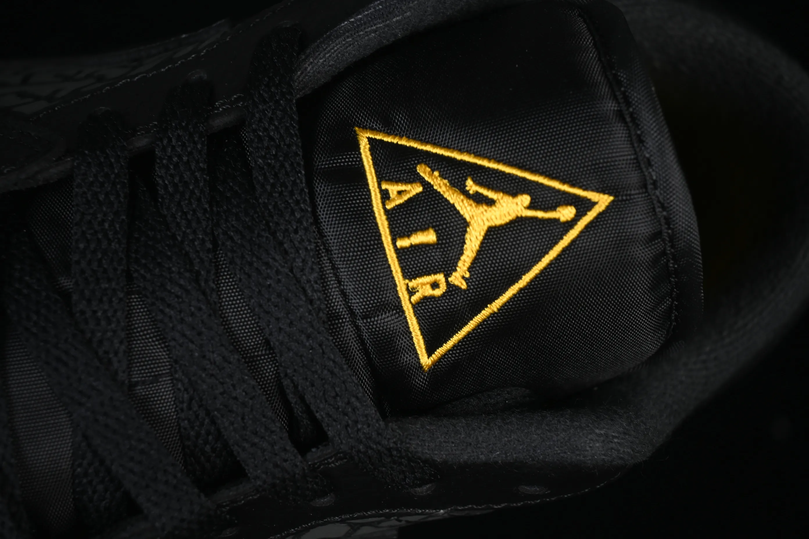 All Categories Air Jordan Jordan Series Basketball Shoes Air Jordan 1 Low Air Jordan 1 Low "Elephant" AJ1 Joe 1 Explosion Danger Warning Low-top Cultural Casual Shoes IM6568-010